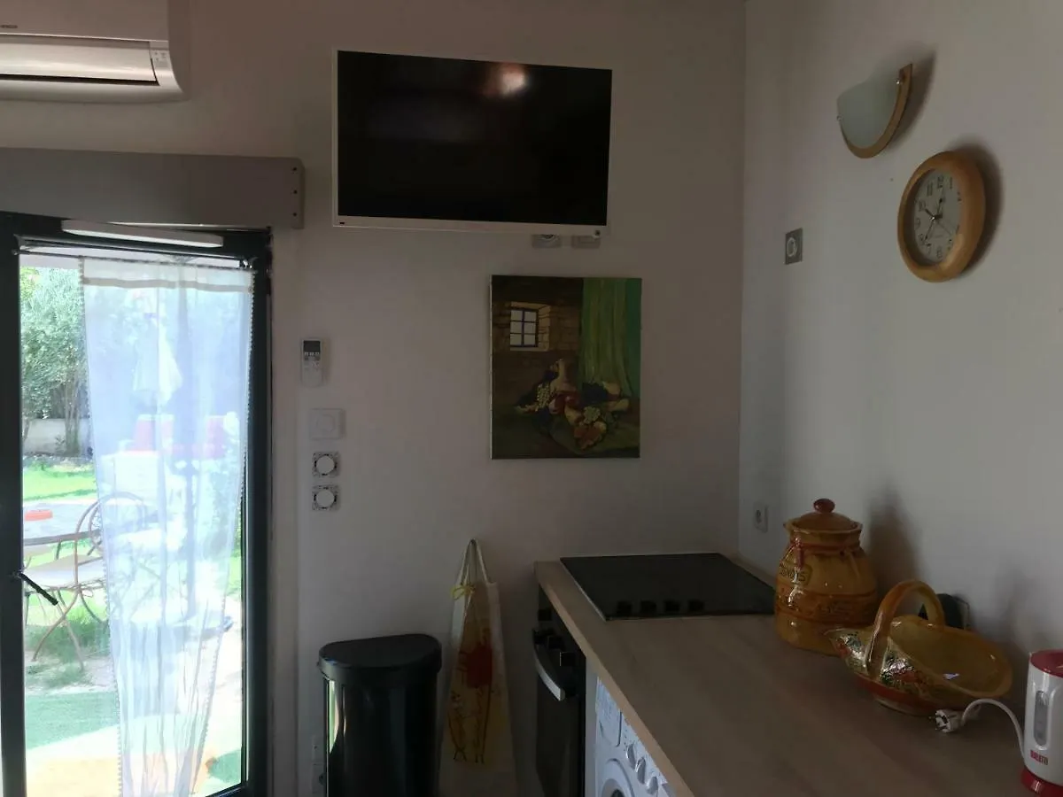 Le Venitien Villa Arles 0*,