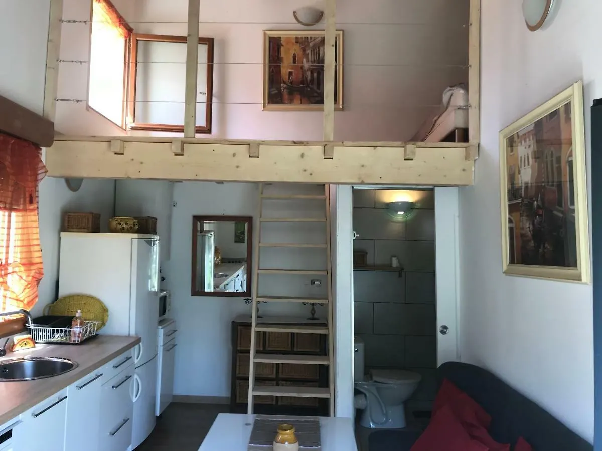 Le Venitien Villa Arles 0*,